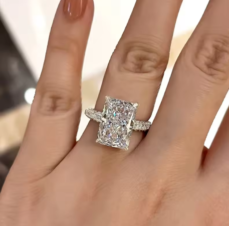 Minimalist Rectangular CZ Ring