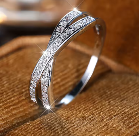 Minimalist Criss-Cross Zircon Ring – Multiple Colors